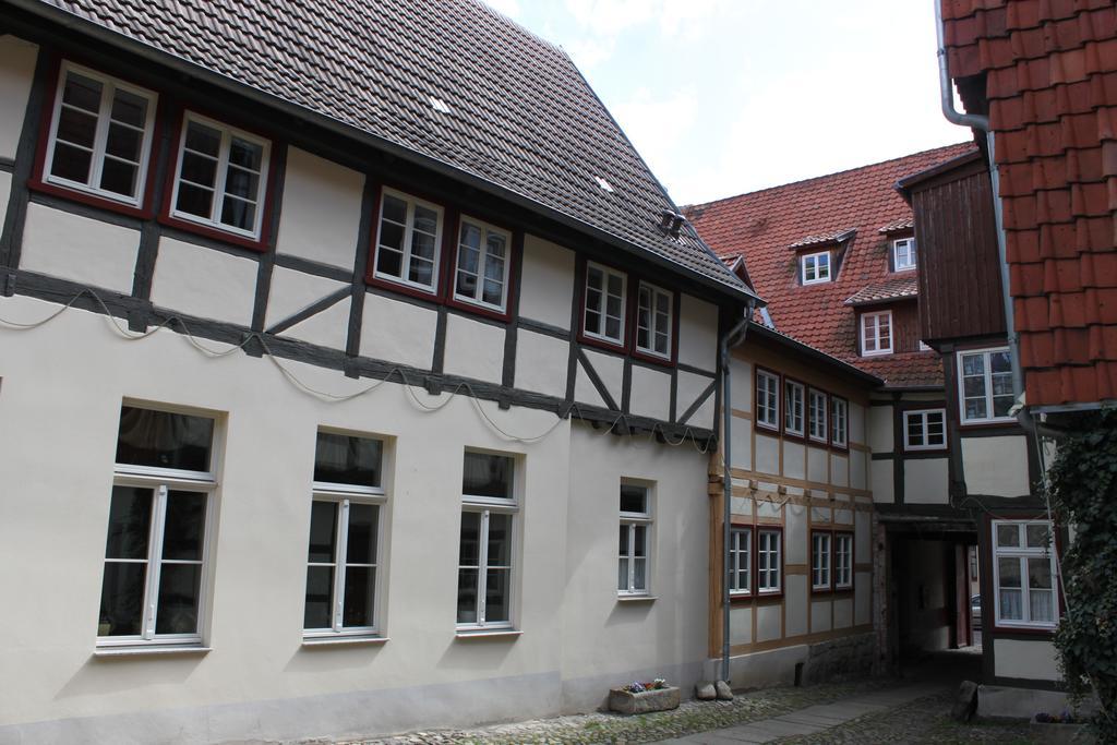 Ferienwohnungen Im Alten Handelshof Кведлинбург Экстерьер фото